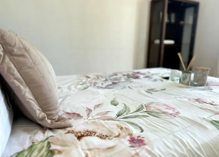 Town * Newbridge (Kildare)